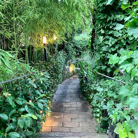 Giardino Dei Giganti, 5 Minute Walk To The Subway B アパート ローマ